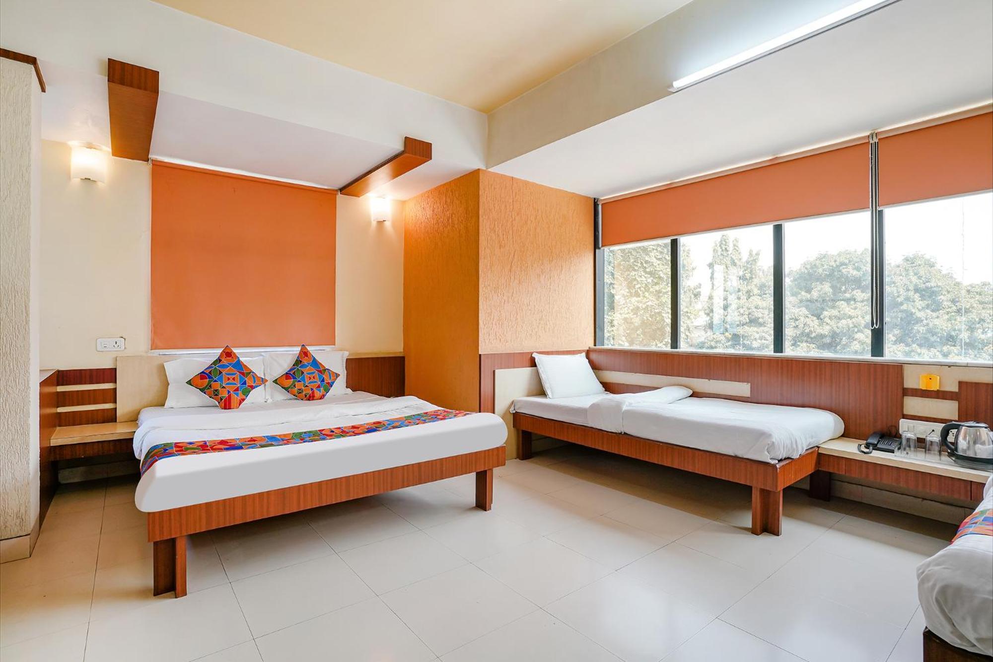 Fabhotel Samrat Nashik Ngoại thất bức ảnh